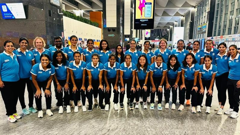 Indische Frauen-Eishockeymannschaft spielt in Deutschland und Spanien